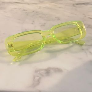 Transparent yellow/green sunglasses